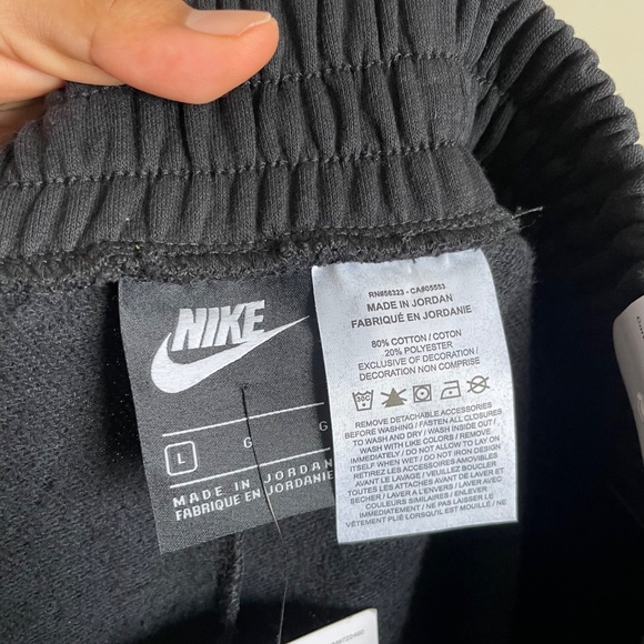 Nike NSW Air Sweat Pant In Black - Picture 10 of 11